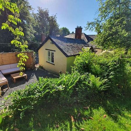 Apartament Gorgeously Secluded - The Hideaway With Pool Lyonshall Zewnętrze zdjęcie